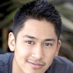 杰瑞米·馬里納斯