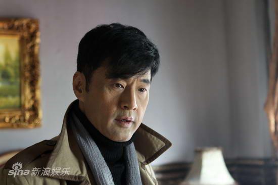 鐵面歌女  單人劇照