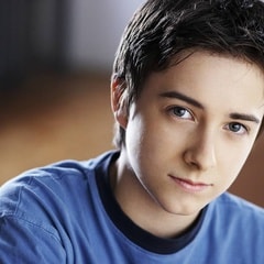 里斯·湯普森Reece Thompson