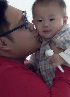 煙花灑落，這里