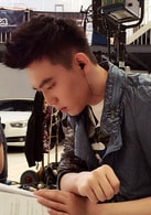 陳?？?>
											</p>
										</div>
										<div   id=