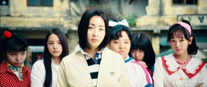 陽光姐妹淘 夏春花（姜素拉飾）