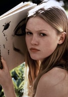 朱麗婭·斯蒂爾斯