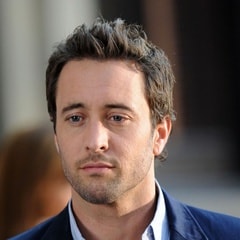 艾歷克斯·奧洛林Alex O\'Loughlin、奧黛塔·雅絲曼Odette Yustman
