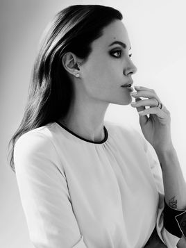 安吉麗娜·朱莉